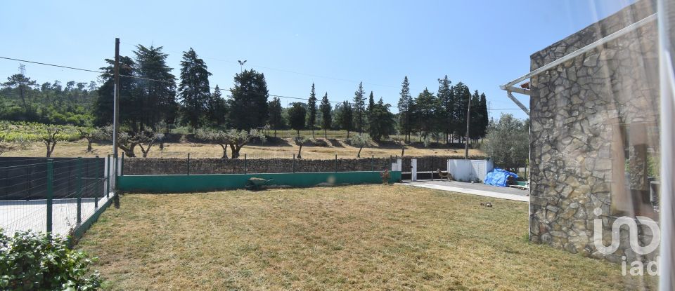 Moradia T3 em Podentes de 184 m²