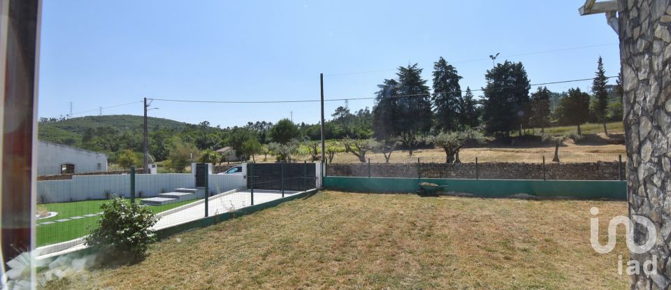 Moradia T3 em Podentes de 184 m²