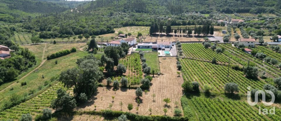 Moradia T3 em Podentes de 184 m²