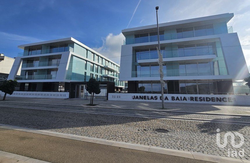 Apartment T2 in São Martinho do Porto of 65 m²