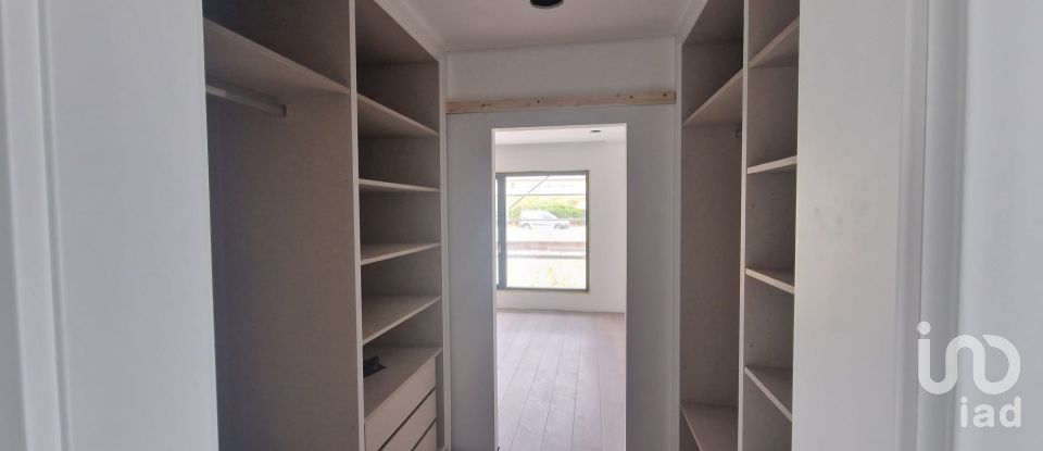 Maison T3 à Porto de Mós - São João Baptista e São Pedro de 200 m²