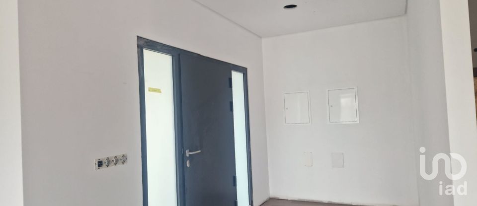 Maison T3 à Porto de Mós - São João Baptista e São Pedro de 200 m²