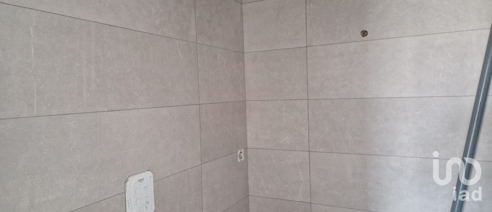 Maison T3 à Porto de Mós - São João Baptista e São Pedro de 200 m²