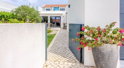 Maison T4 à A dos Cunhados e Maceira de 165 m²