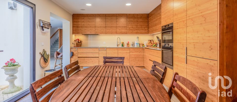 Moradia T4 em A dos Cunhados e Maceira de 165 m²