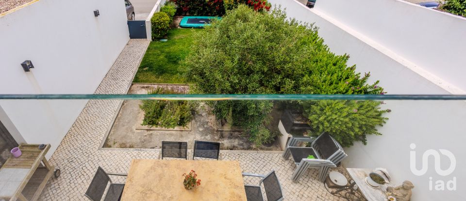 Moradia T4 em A dos Cunhados e Maceira de 165 m²