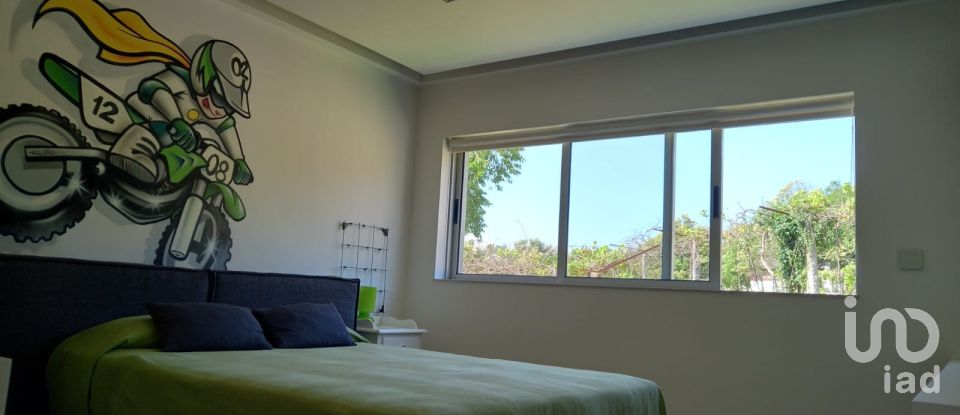 Moradia T3 em Guilhadeses e Santar de 220 m²