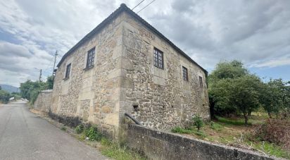 House T3 in Mazedo e Cortes of 200 m²