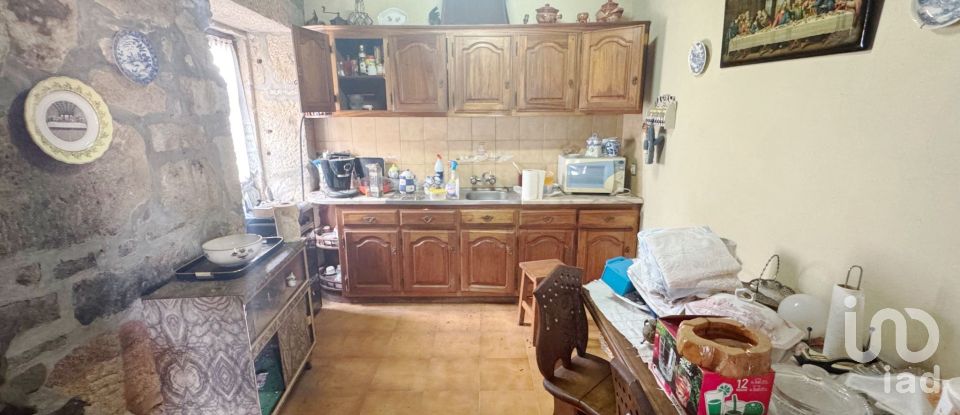 Maison T3 à Mazedo e Cortes de 200 m²