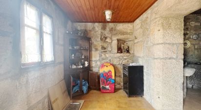 House T3 in Mazedo e Cortes of 200 m²