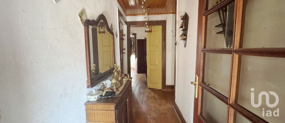 Maison T3 à Mazedo e Cortes de 200 m²