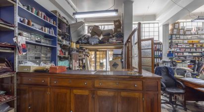 Boutique/Local commercial à Arroios de 181 m²