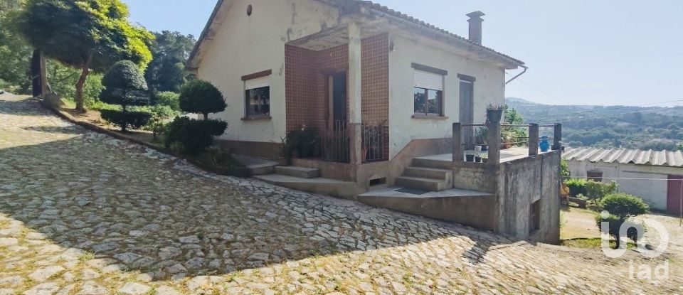 Ferme T2 à Fontoura de 150 m²