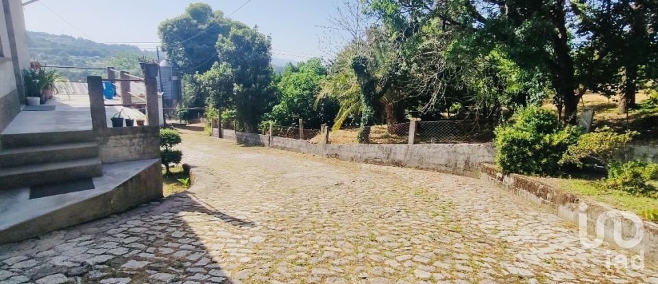 Ferme T2 à Fontoura de 150 m²