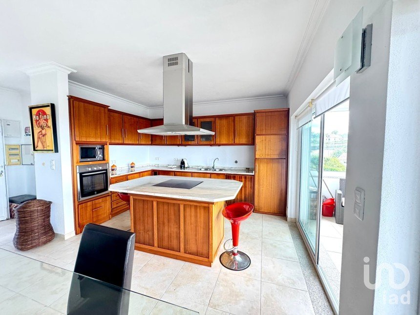 Casa T4 em Paredes de Coura e Resende de 190 m²