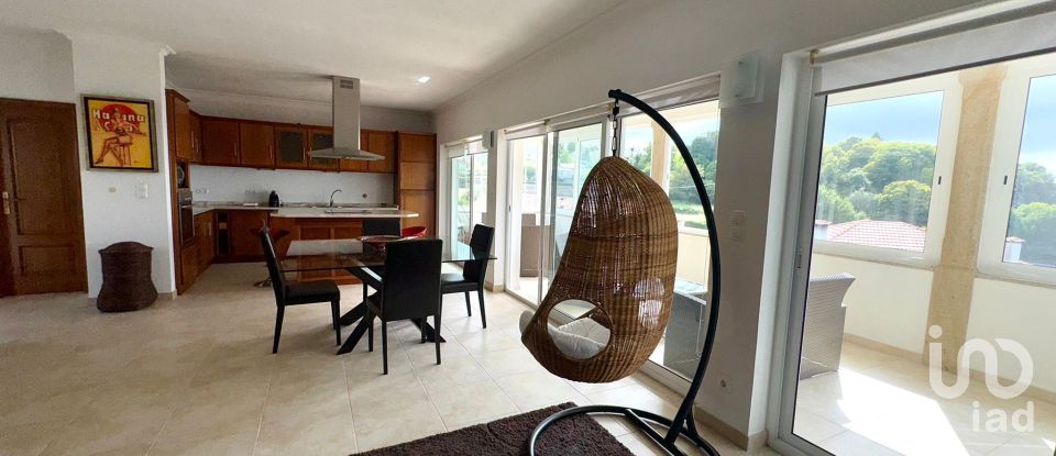 Casa T4 em Paredes de Coura e Resende de 190 m²