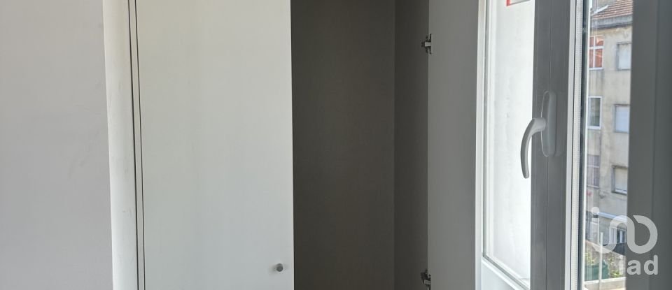 Apartamento T2 em Santarém (Marvila), Santa Iria Da Ribeira De Santarém, Santarém (São Salvador) E Santarém (São Nicolau) de 71 m²