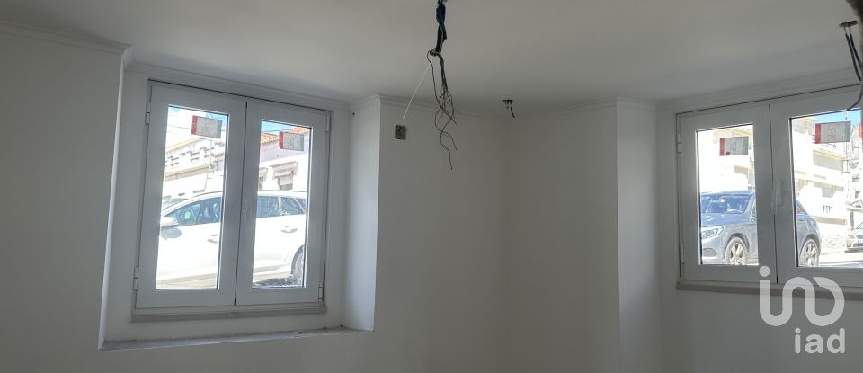 Apartamento T2 em Santarém (Marvila), Santa Iria Da Ribeira De Santarém, Santarém (São Salvador) E Santarém (São Nicolau) de 71 m²