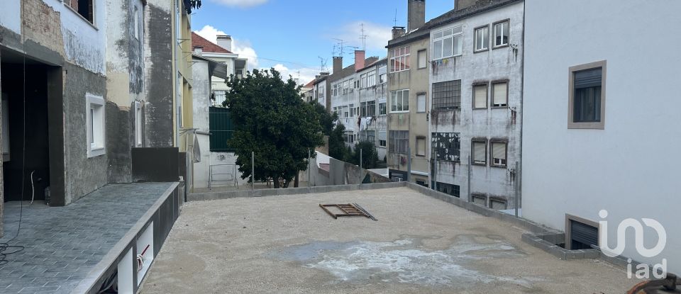 Apartamento T2 em Santarém (Marvila), Santa Iria Da Ribeira De Santarém, Santarém (São Salvador) E Santarém (São Nicolau) de 71 m²