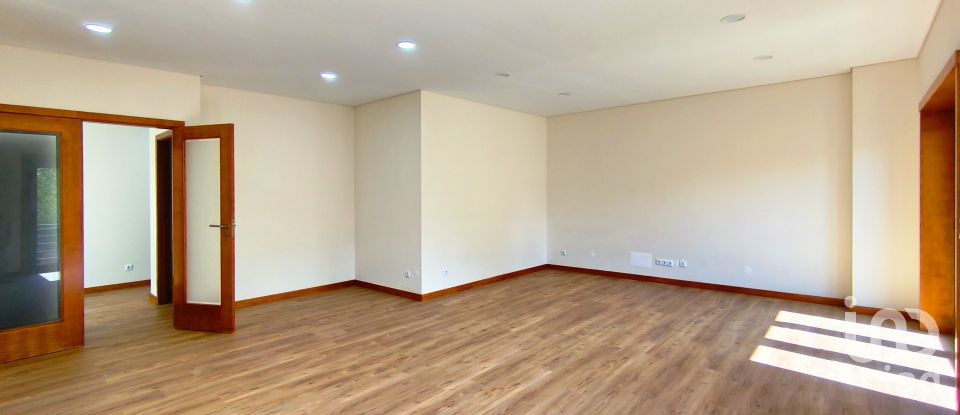 House T4 in Santa Marta de Portuzelo of 190 m²