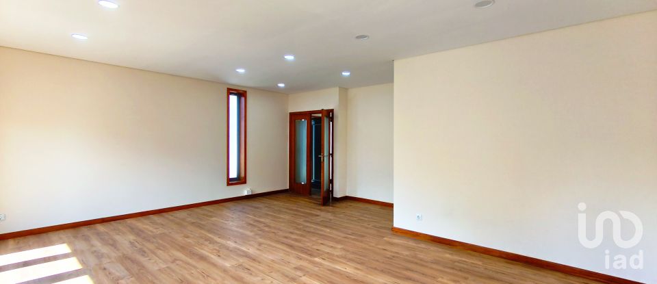 House T4 in Santa Marta de Portuzelo of 190 m²