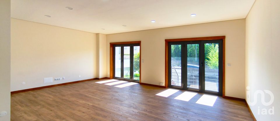 House T4 in Santa Marta de Portuzelo of 190 m²