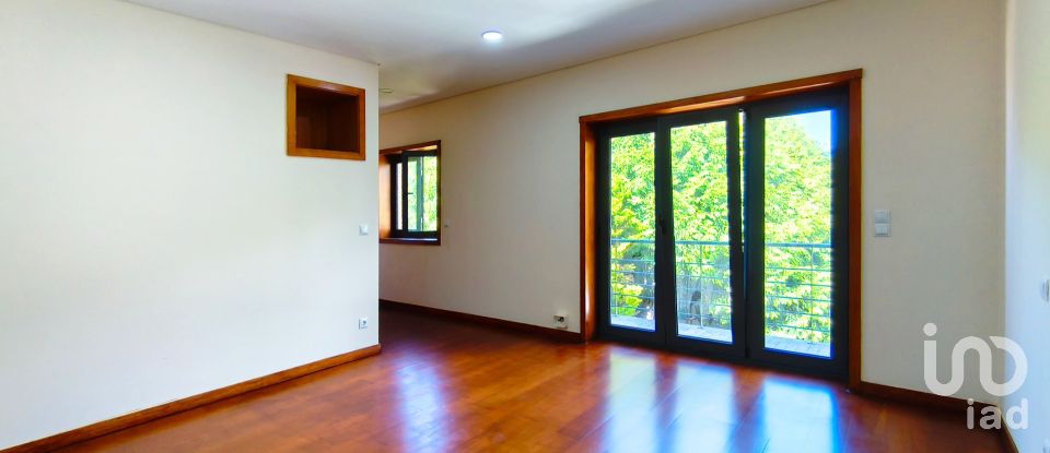 House T4 in Santa Marta de Portuzelo of 190 m²