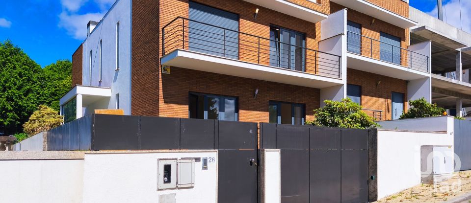 House T4 in Santa Marta de Portuzelo of 190 m²