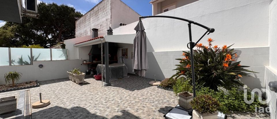 Moradia T3 em Corroios de 154 m²