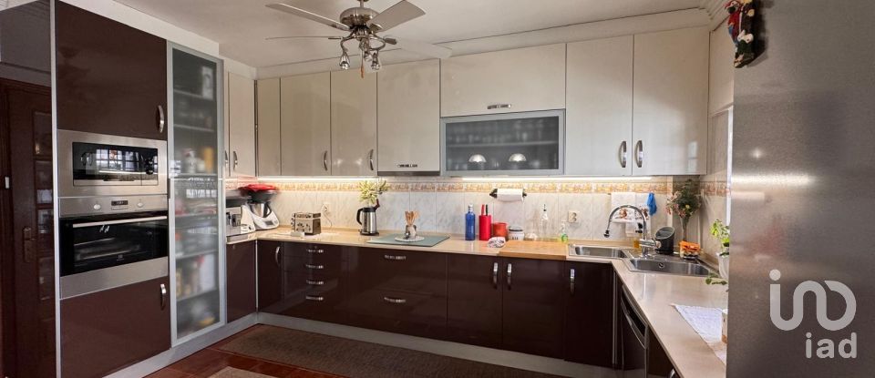 Moradia T3 em Corroios de 154 m²