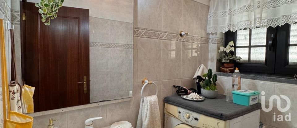 Moradia T3 em Corroios de 154 m²