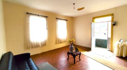 Maison de ville T3 à Silvalde de 222 m²