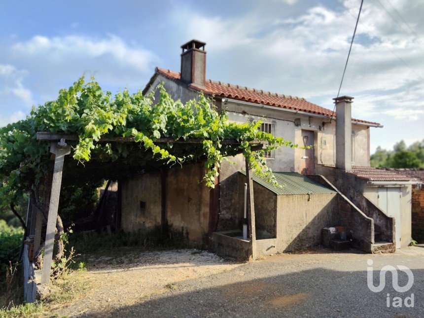 Village house T2 in Pedrógão Pequeno of 84 m²