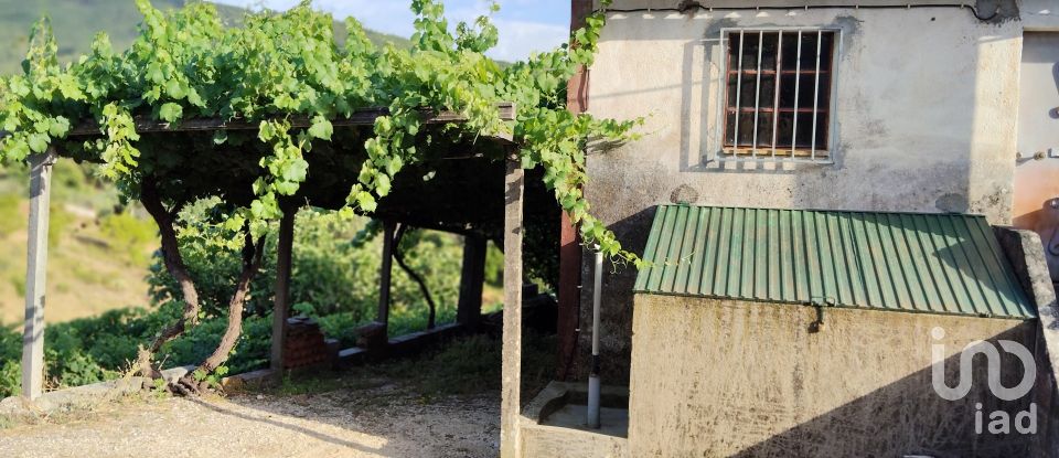 Village house T2 in Pedrógão Pequeno of 84 m²