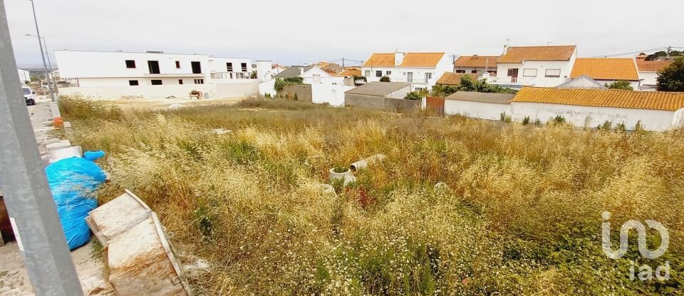 Land in Atouguia da Baleia of 151 m²