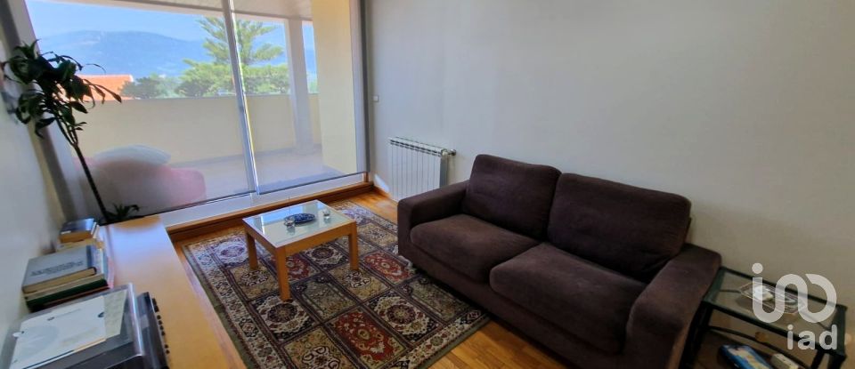 House T5 in Vila e Roussas of 240 m²