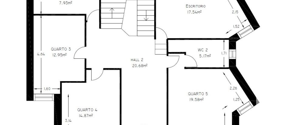 House T5 in Vila e Roussas of 240 m²