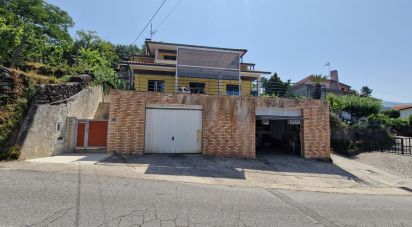 House T5 in Vila e Roussas of 240 m²