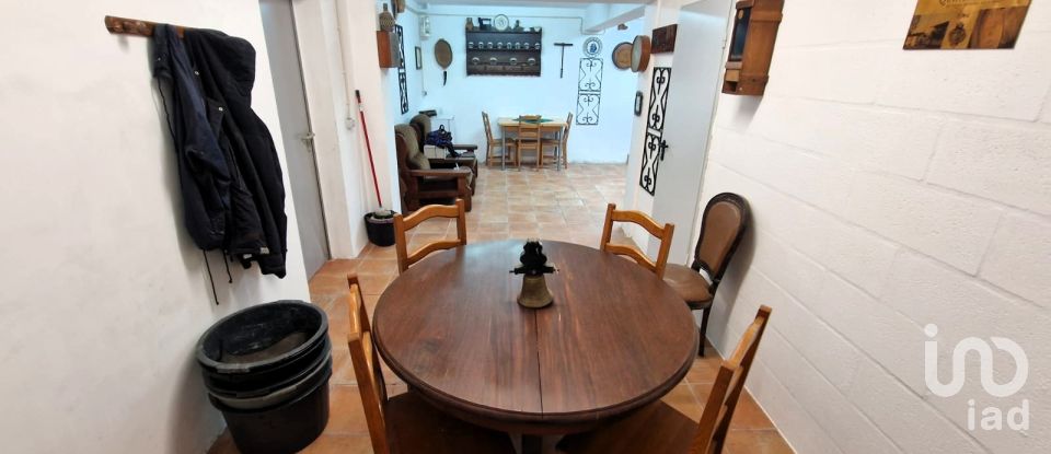 House T5 in Vila e Roussas of 240 m²