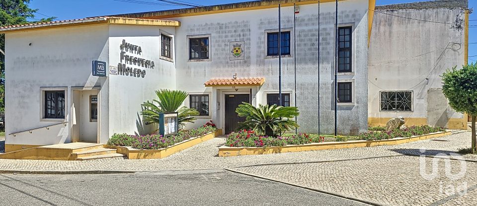 Land in Lourinhã e Atalaia of 2,120 m²