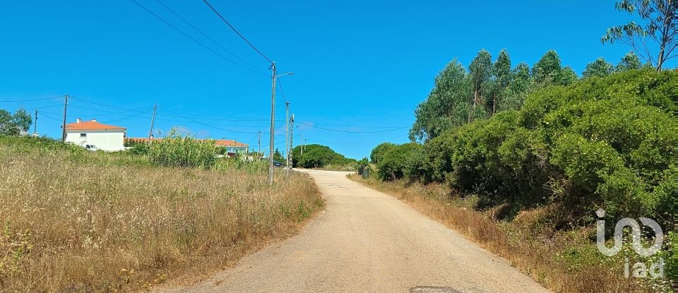 Land in Lourinhã e Atalaia of 2,120 m²