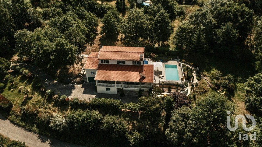 Moradia T4 em Ferreira de Aves de 360 m²