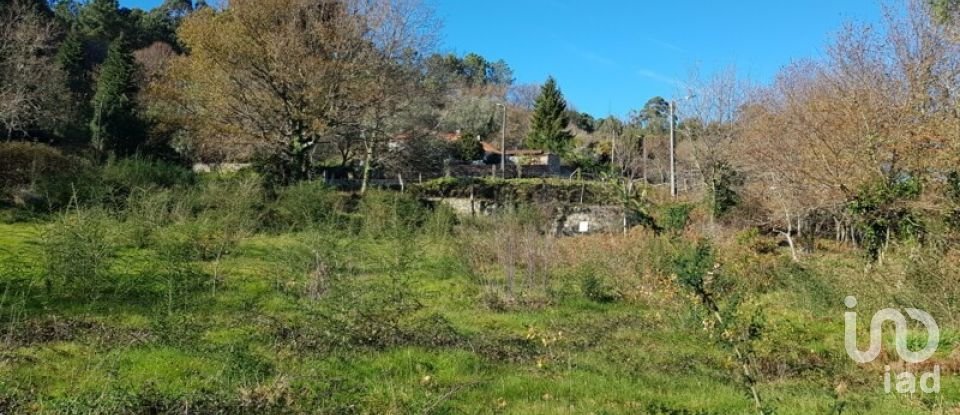 Terreno urbano em Candemil e Gondar de 1 532 m²