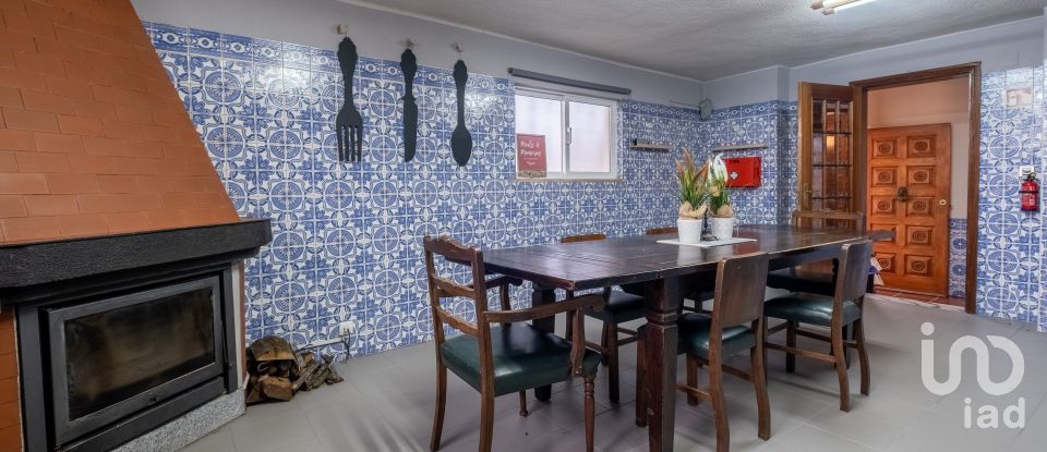 House T4 in Cativelos of 180 m²