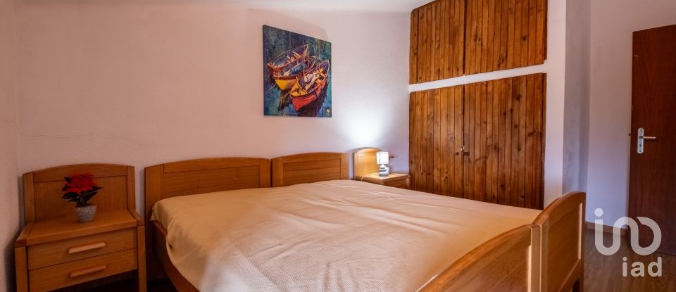 House T4 in Cativelos of 180 m²