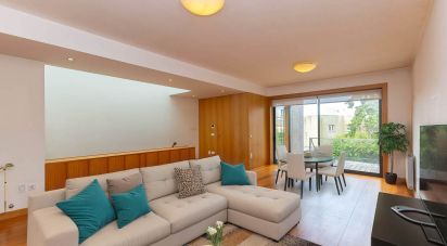 House T2 in Matosinhos e Leça da Palmeira of 170 m²