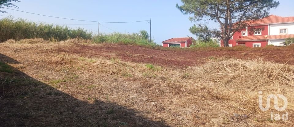 Terrain à bâtir à Lourinhã e Atalaia de 680 m²