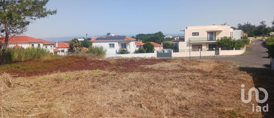 Terrain à bâtir à Lourinhã e Atalaia de 680 m²