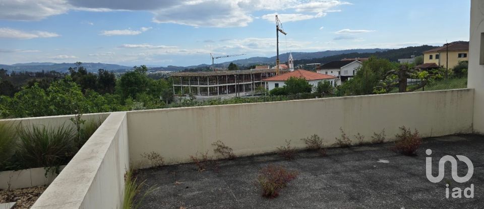 Loja / Estabelecimento Comercial em Vila meã de 237 m²