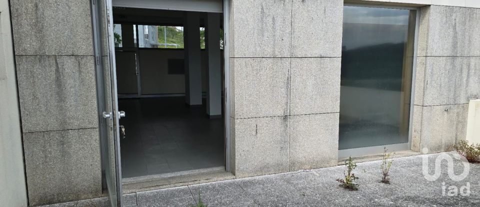 Loja / Estabelecimento Comercial em Vila meã de 237 m²